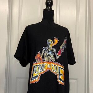 Love or die skeleton graphic Tee - Size XL